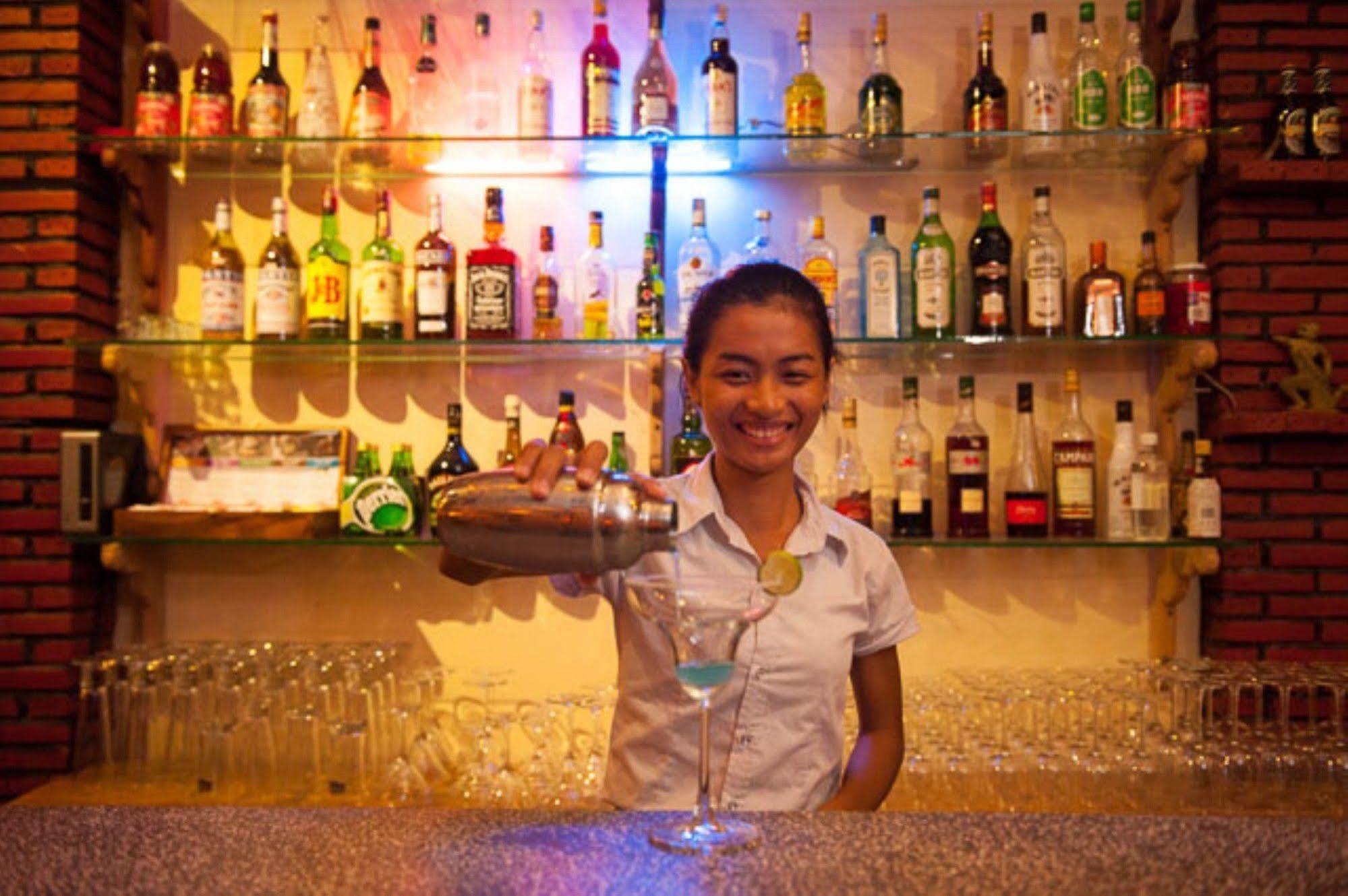 Phka Villa Hotel Battambang Zewnętrze zdjęcie